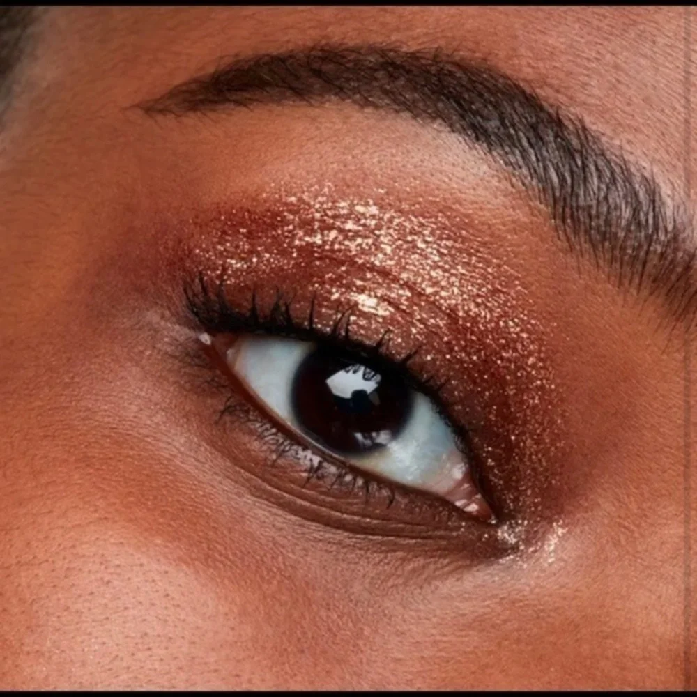 MAC Dazzleshadow Liquid Eyeshadow-Blinking Brilliant